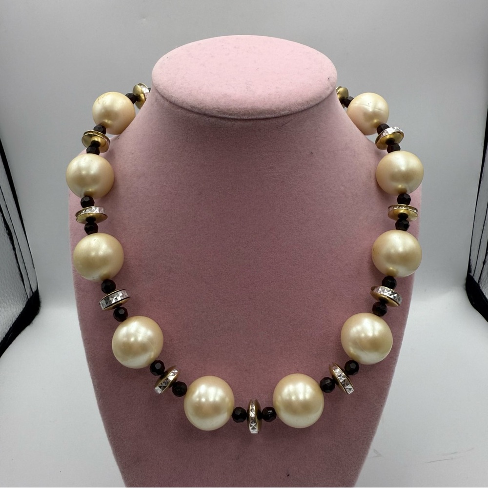 Vintage Japan Komatsu Faux Pearl Gold Tone Necklace